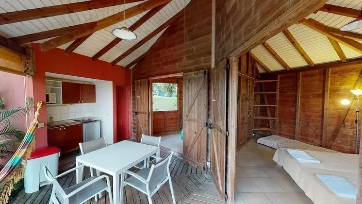 Basic Bungalov