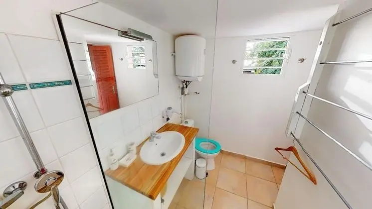 Basic Bungalov
