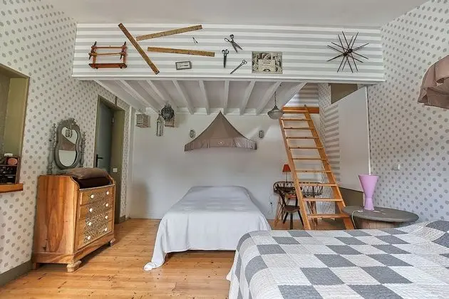 Family Kır Evi, 4 Yatak Odası, Kişiye Özel Havuzlu, Bahçe Manzaralı