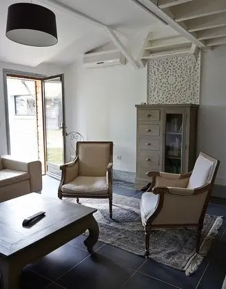 Family Kır Evi, 4 Yatak Odası, Kişiye Özel Havuzlu, Bahçe Manzaralı