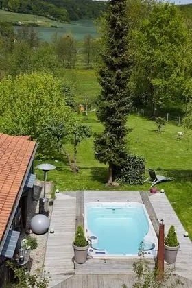 Family Kır Evi, 4 Yatak Odası, Kişiye Özel Havuzlu, Bahçe Manzaralı