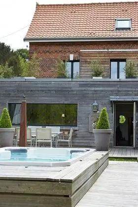 Family Kır Evi, 4 Yatak Odası, Kişiye Özel Havuzlu, Bahçe Manzaralı