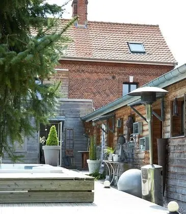 Family Kır Evi, 4 Yatak Odası, Kişiye Özel Havuzlu, Bahçe Manzaralı
