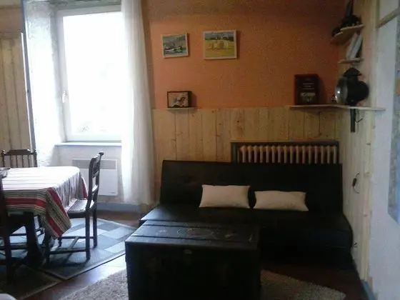 Superior Apart Daire, Bahçe Manzaralı (...101....Pen ar Bed)