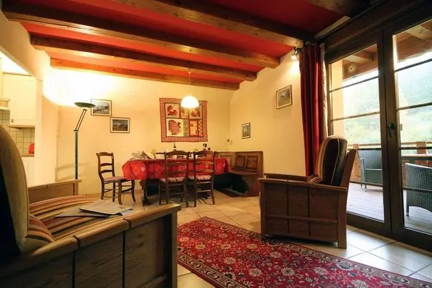 Traditional Kır Evi (vue sur les vergers)