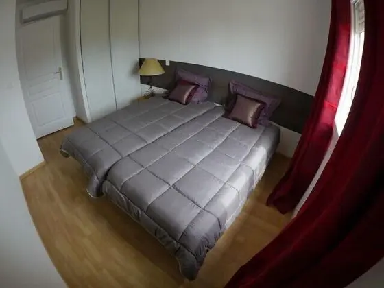Villa, Bahçe Manzaralı