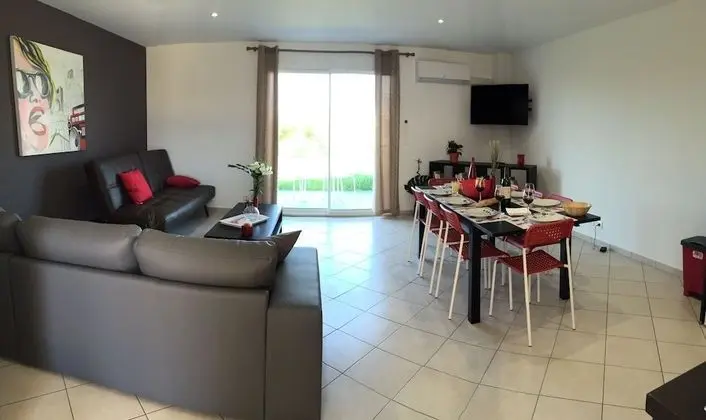 Villa, Bahçe Manzaralı