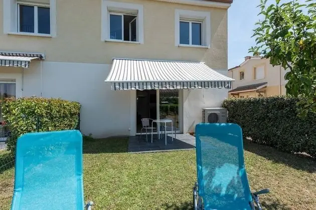 Villa, Bahçe Manzaralı