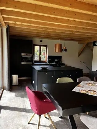 Deluxe Ev, Banyolu/Duşlu (Carré Haut Meublé tourism)