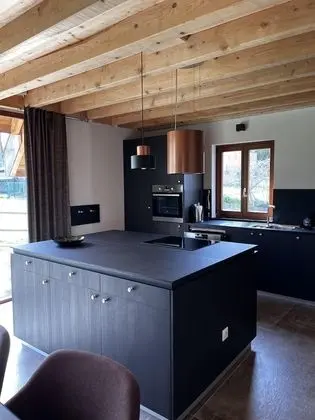 Deluxe Ev, Banyolu/Duşlu (Carré Haut Meublé tourism)