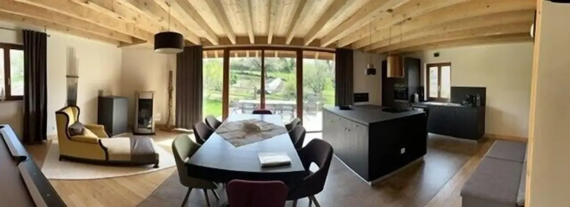 Deluxe Ev, Banyolu/Duşlu (Carré Haut Meublé tourism)