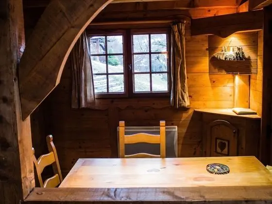 Dağ Evi, Dağ Manzaralı (Grenier)