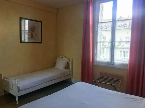 Üç Kişilik Oda (Bastide)