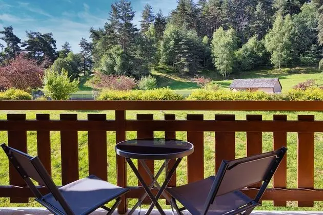 Family Oda, 1 En Büyük (King) Boy Yatak ve Çekyat, Sigara İçilmez, Küvet (with Sofabed)