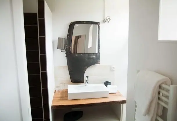 Tek Büyük Yataklı Oda (Mère Faucon)