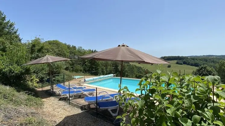 Kır Evi, Banyolu/Duşlu (Emeraude)