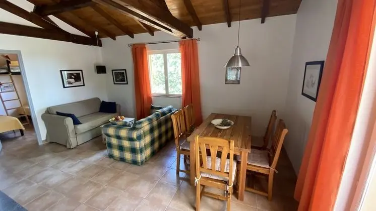 Kır Evi, Banyolu/Duşlu (Rubis)