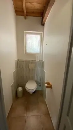 Kır Evi, Banyolu/Duşlu (Rubis)