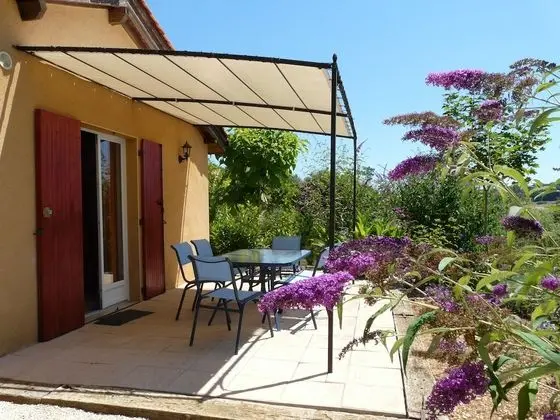 Kır Evi, Banyolu/Duşlu (Rubis)