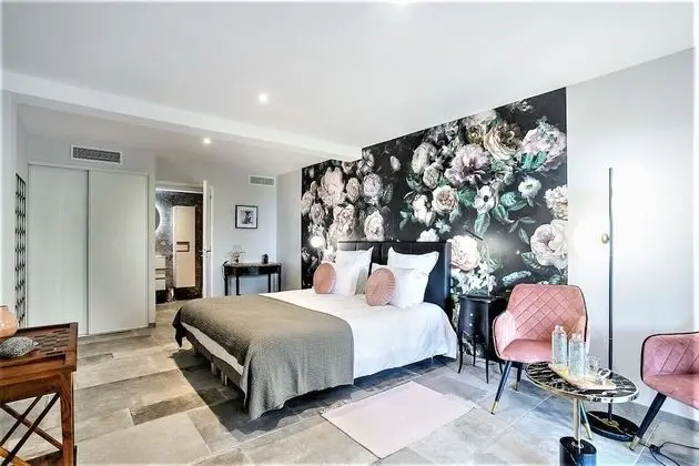 Luxury Tek Büyük Yataklı Oda, Banyolu/Duşlu, Bahçe Manzaralı (L'ESTEREL)