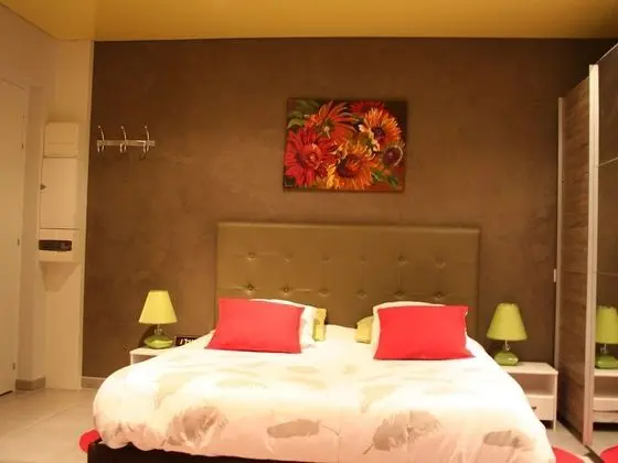 Apart Daire, Özel Banyo (Les Tournesols)