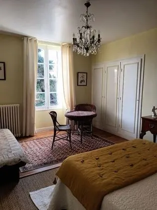 Tek Büyük Yataklı Oda, Bahçe Manzaralı (Jaune)