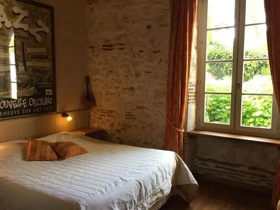 Classic Üç Kişilik Oda, Banyolu/Duşlu, Bahçe Manzaralı (Chambre Musique)