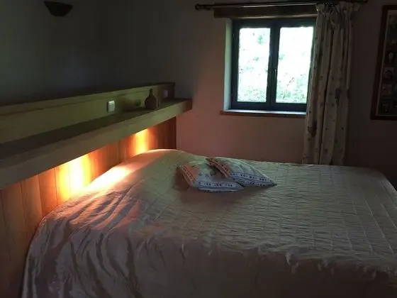 Luxury Tek Büyük Yataklı Oda, Banyolu/Duşlu, Bahçe Manzaralı (Chambre Pigeonnier)
