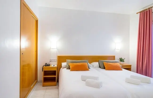 Tek Büyük veya İki Ayrı Yataklı Oda