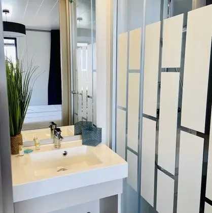 LodgeBoat Family côté Yacht Club