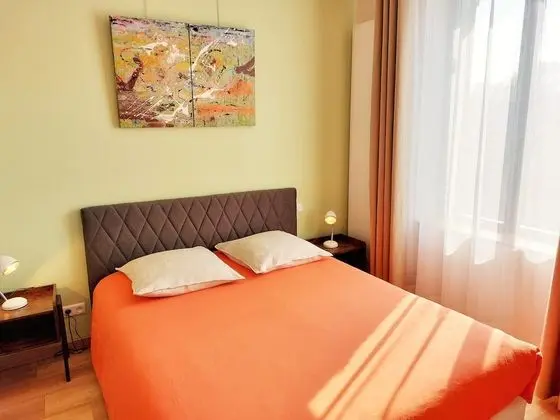 Premium Tek Büyük Yataklı Oda