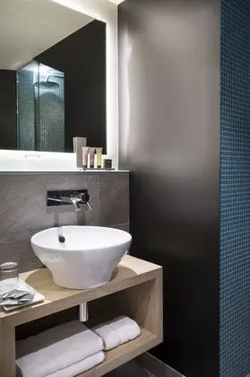 Luxury Tek Büyük Yataklı Oda