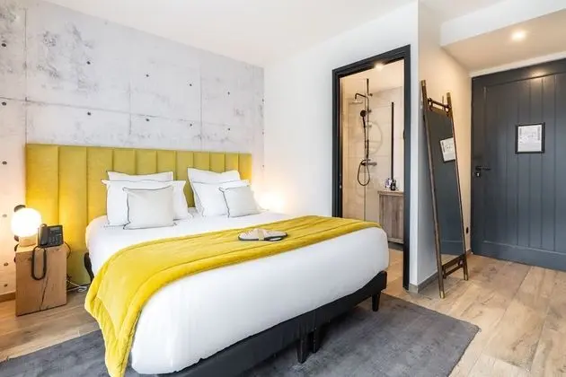 Classic Tek Büyük Yataklı Oda (Teeny Room)