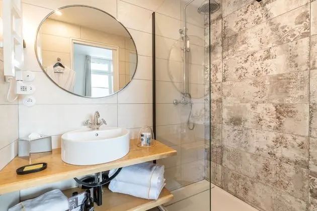 Classic Tek Büyük Yataklı Oda (Teeny Room)