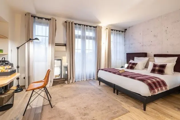 Luxury Tek Büyük Yataklı Oda (Cosy Room)