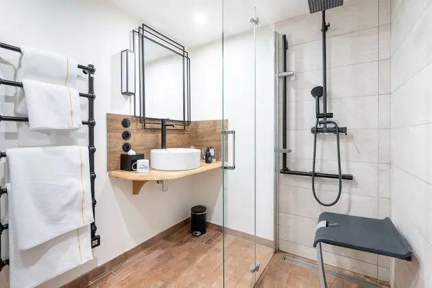 Luxury Tek Büyük Yataklı Oda (Cosy Room)