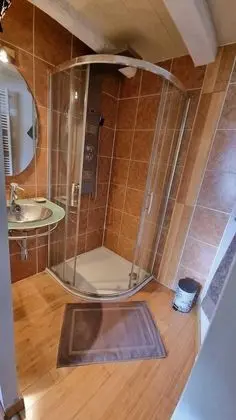 Oda, 1 Çift Kişilik Yatak