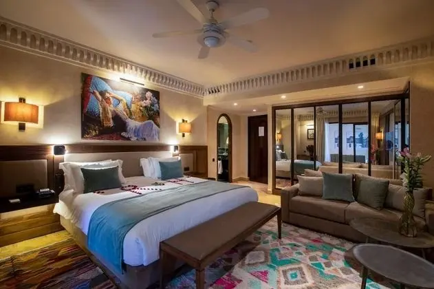 Standard Oda, Havuz Manzaralı