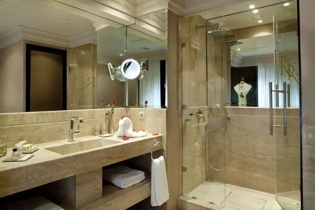 Standard Oda, Havuz Manzaralı