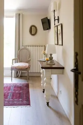 Tek Büyük Yataklı Oda, Banyolu/Duşlu, Bahçe Manzaralı (Confort)