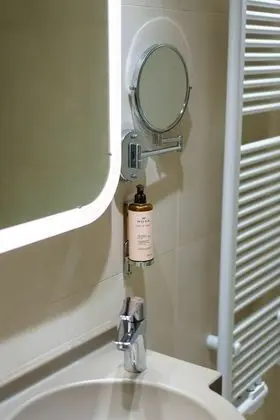 Standard Tek Büyük veya İki Ayrı Yataklı Oda