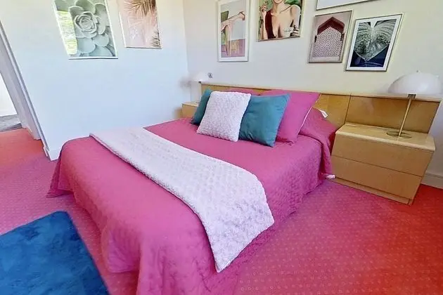 Classic Tek Büyük Yataklı Oda