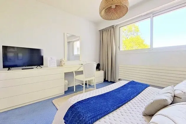 Classic Tek Büyük Yataklı Oda