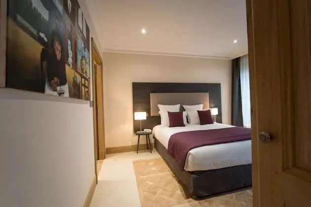 Classic Tek Büyük Yataklı Oda