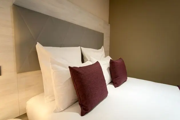 Classic Tek Büyük Yataklı Oda