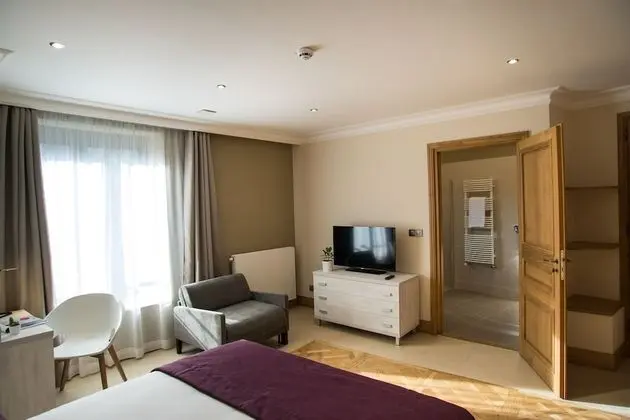 Comfort Tek Büyük Yataklı Oda