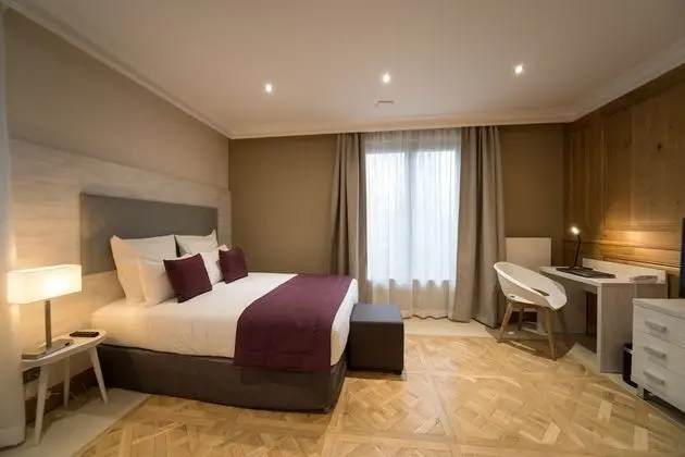 Comfort Tek Büyük Yataklı Oda