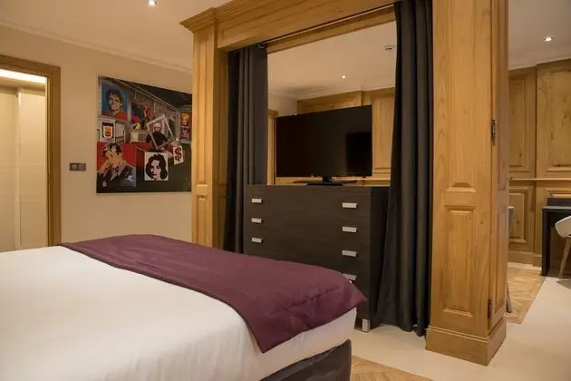 Executive Tek Büyük Yataklı Oda