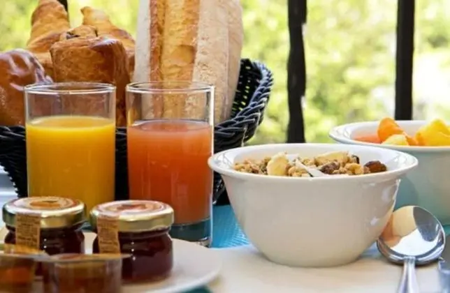 Superior Oda, Havuz Kenarı