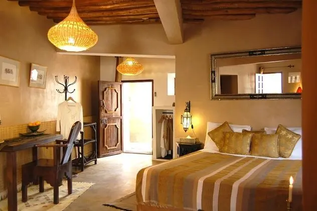 Dört Kişilik Oda, Banyolu/Duşlu (Saguia)